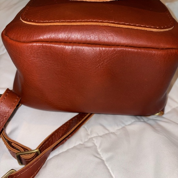 🎉HP🎉 Portland Leather Goods ‘Almost Perfect’ Snap Mini Backpack in Chestnut - Picture 7 of 9